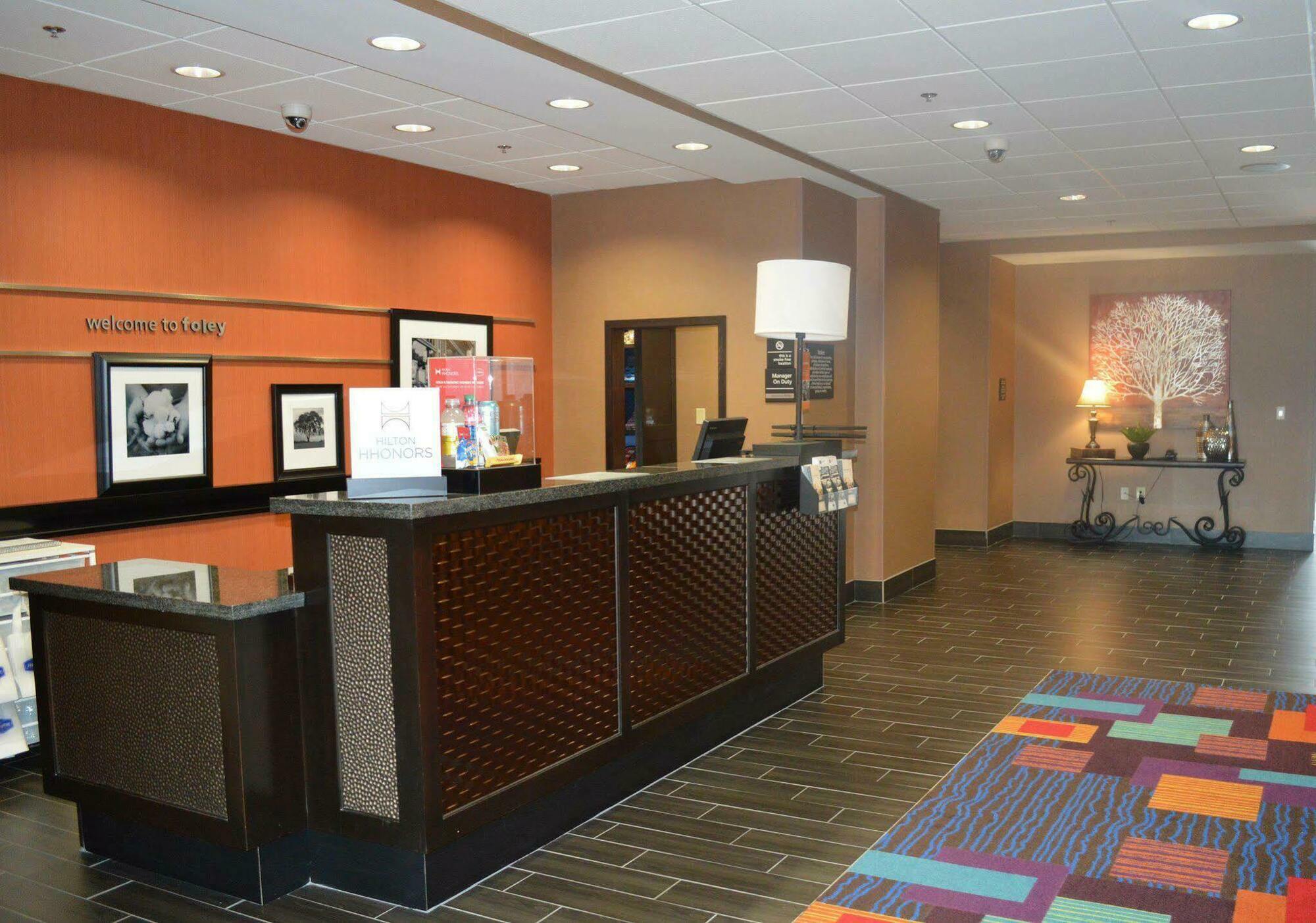 Hampton Inn Foley Eksteriør bilde